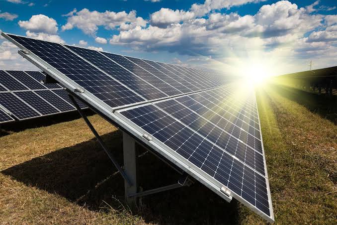 What Is a Solar Inverter? Types, Working & Importance